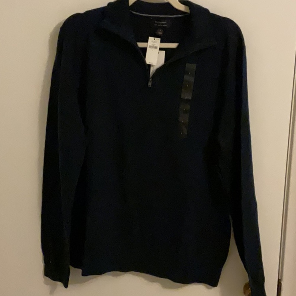 Banana Republic Men's Navy Merino  Wool Sweater